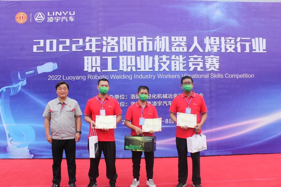 老哥俱乐部-老哥必备的交流社区